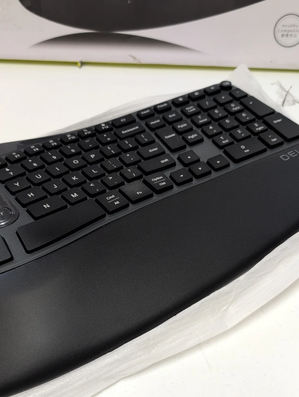 Delux GM901 Ergonomic Split Keyboard - Black. (95)